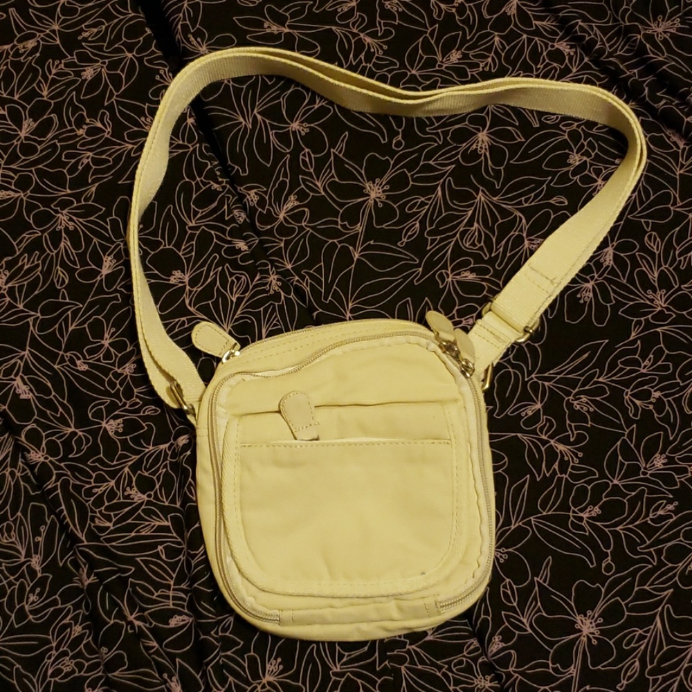 H&M off white unused travel bag